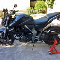 Honda cb1000r - 2011
