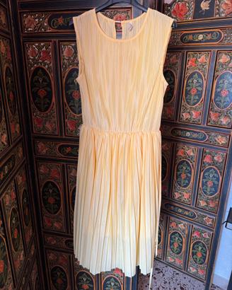 Vestito Only giallo paglierino plissettato