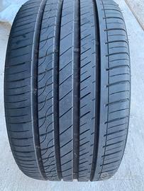 Gomme auto265/30  30 19  93W