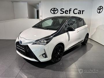 Toyota Yaris Hybrid 1.5 Hybrid Trend White Ed...