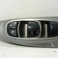 PULSANTIERA ANTERIORE SINISTRA NISSAN Juke 1° Ser