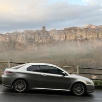 Alfa romeo gt - 2004