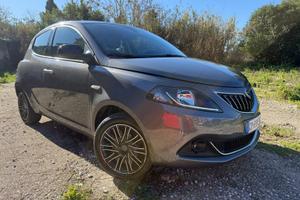 Lancia Y 2023 1.0 Hybrid 53000km