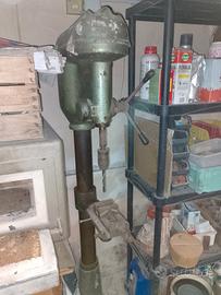 Trapano a colonna industriale in ghisa - Trifase -