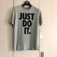 T-shirt NIKE ancora con cartellino