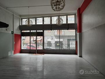 NEGOZIO A PINO TORINESE