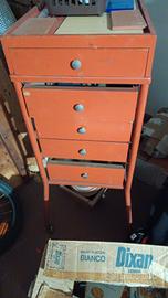 carrello cassettiera arancione vintage