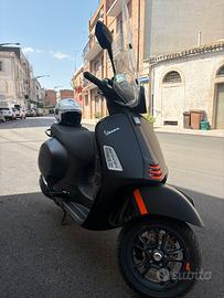 Vespa 300 gts