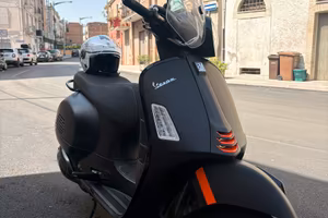 Vespa 300 gts