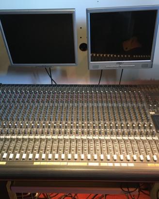 Mixer audio 32ch 8aux