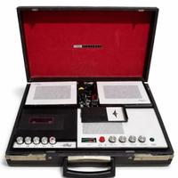 Mangiacassette vintage Gruber anni ‘70 a valigetta