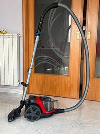 Aspirapolvere Philips potente senza sacco