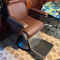 Poltrona da barbiere vintage