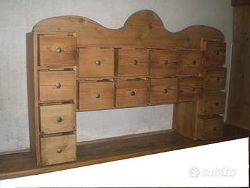 MOBILE A 16 CASSETTI