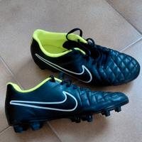Nike Tiempo scarpe da calcio 40