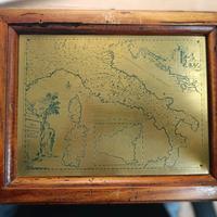 Placca Vintage Mappa Italia in Metallo Inciso