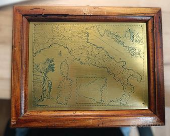 Placca Vintage Mappa Italia in Metallo Inciso