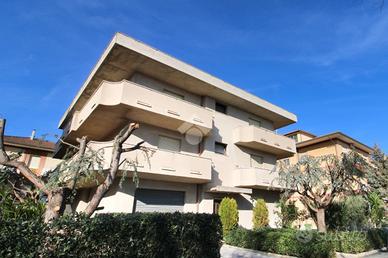 5 LOCALI A PORTO SANT'ELPIDIO