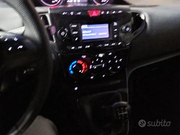 lancia Ypsilon benzina e gpl 