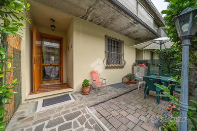 VILLA A SCHIERA A FORMIGINE