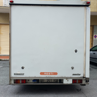 Furgone ambulanti autonegozio