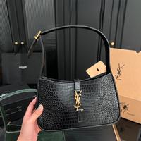 Borsa a tracolla Loulou YSL in pelle nera con stam