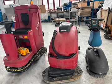 Lavasciuga pavimenti a batteria Funzionanti