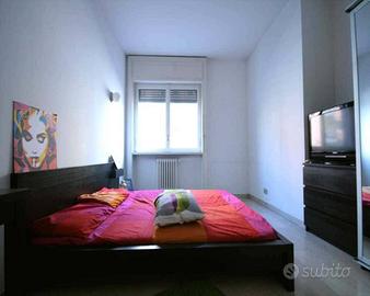 Stanza in appartamento di 116 m² a Milano