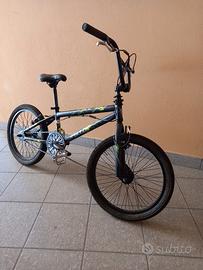 Bicicletta BMX
