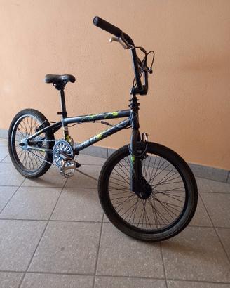 Bicicletta BMX