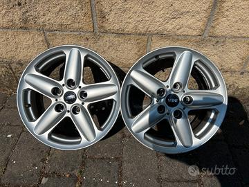 Cerchi cerchioni raggio 16 per Mini Countyman