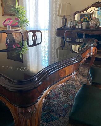 Tavolo da pranzo in legno - piano laccato nero dec