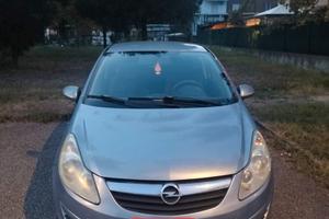 Opel Corsa 1.0 3 cilindri benzina
