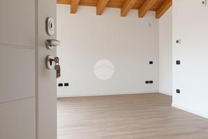 3 LOCALI A PESCHIERA BORROMEO