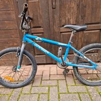 bicicletta BMX