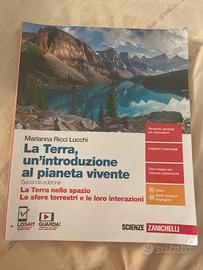 La Terra, un'introduzione al pianeta vivente