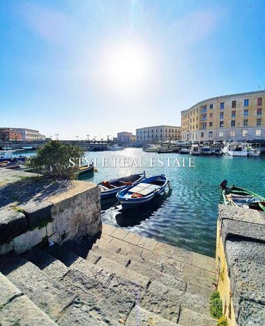 Ortigia 7 vani arredato vista mare