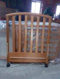 Lettino  per bambini con sponde