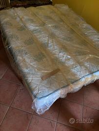 materasso matrimoniale e doghe