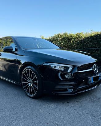 Mercedes-benz A 180d 2.0 premium night edition