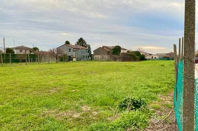 Terreno di 550 m² a Lonigo