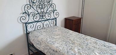 Letto singolo colmpleto di materasso