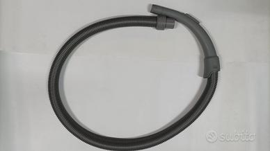 Tubo flessibile aspirapolvere