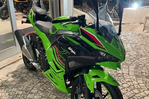 kawasaki ninja 500se