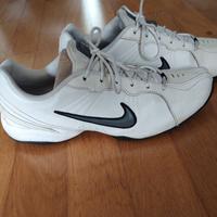 Scarpe Nike in pelle bianche