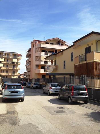 2 LOCALI A ACERRA