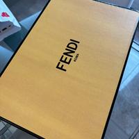 Decoltè fendi