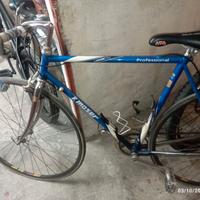 biciclette  da corsa o  x veri amanti di ciclismo