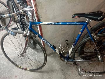 biciclette  da corsa o  x veri amanti di ciclismo