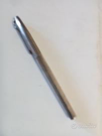 Penna in silver